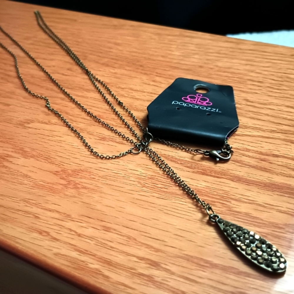NWT Paparazzi Brand Women's 20 Inch Necklace